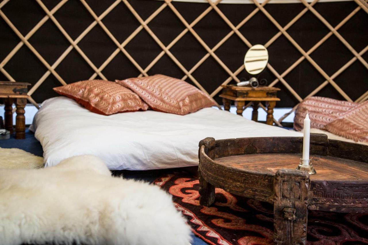 فندق Festival Yurts هاي أُن ويا المظهر الخارجي الصورة